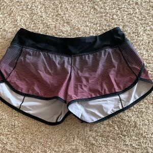 Lululemon run shorts w built in underwear size 6